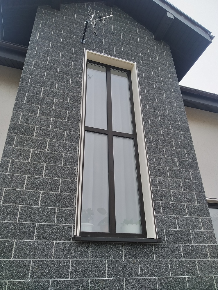 Фасадные панели под штукатурку Vinylit на объекте в Ленинградской области