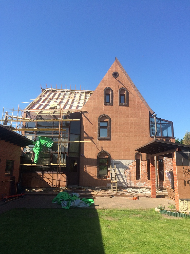 Модульная металлочерепица Ruukki Frigge на объекте в Мистолово