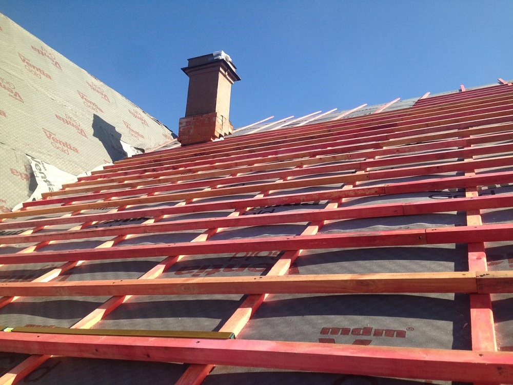 Модульная металлочерепица Ruukki Frigge на объекте в Мистолово